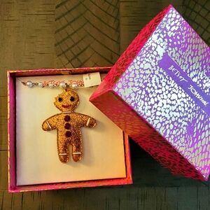 Betsy Johnson ginger bread necklace